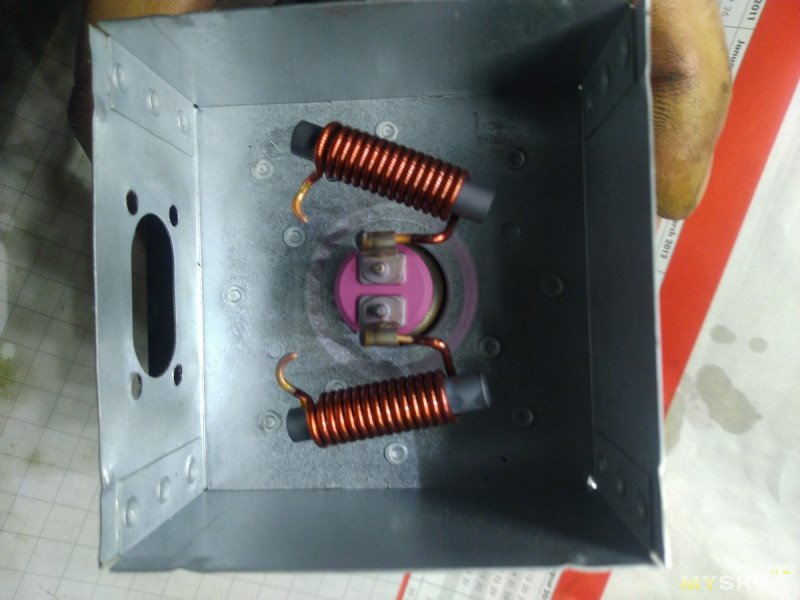 Конденсатор (разъем) магнетрона и ремонт еще одной микроволновки