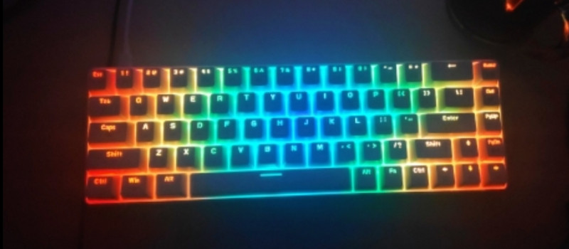Скидка 800 руб на механическую клавиатуру с подсветкой (RGB)