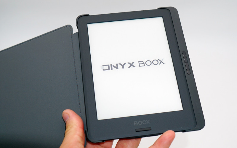 Электронная книга ONYX BOOX Volta 3 - идеальный размер читалки с E-Ink экраном и подсветкой