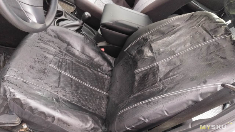 Комплект чехлов для сидений в автомобиль