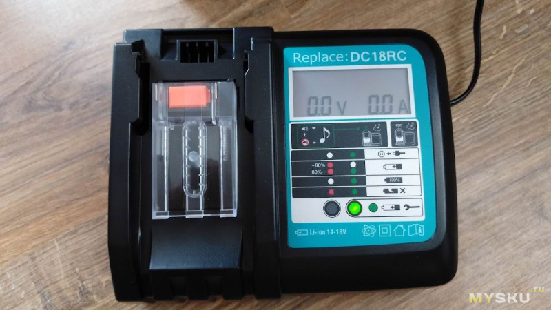 DC18RC зарядное устройство для аккумуляторов к электроинструменту Makita 14,4 В/18 В