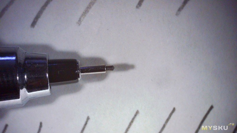 Механический самозатачивающийся карандаш KURU TOGA 0,5 мм со "свинцовыми шестеренками"