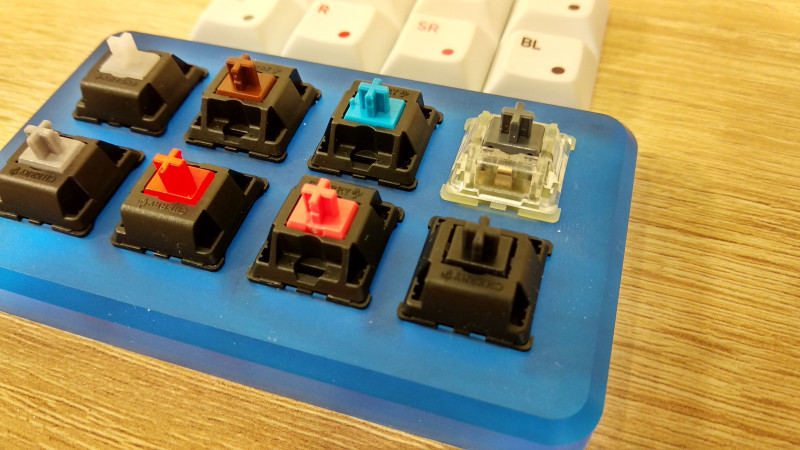 Обзор тестера переключателей для механических клавиатур Geekboards Switch Tester v3.1