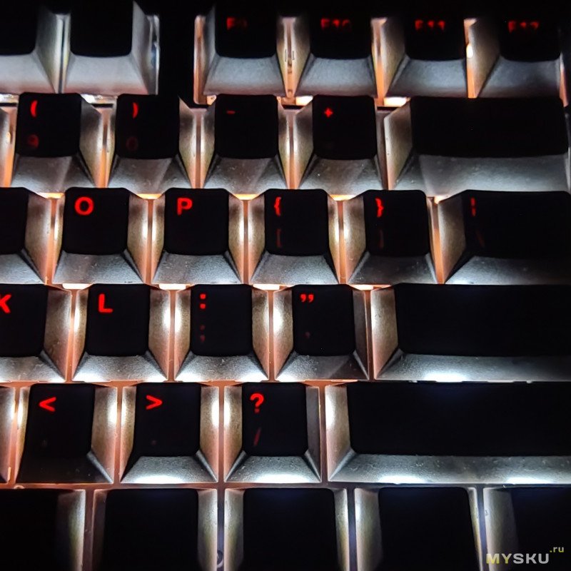 Механическая клавиатура KU103 от UGREEN, на 108 PBT клавиш "по классике" с подсветкой