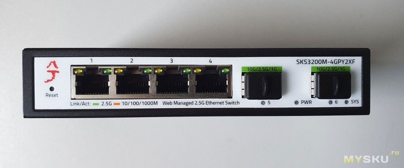 6-ти портовый 2,5-гигабитный сетевой коммутатор (Switch) XikeStor SKS3200M-4GPY2XF
