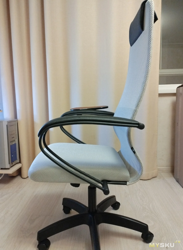 Небольшое изменение конструкции офисного кресла МЕТТА SU-BP-8 Pl.