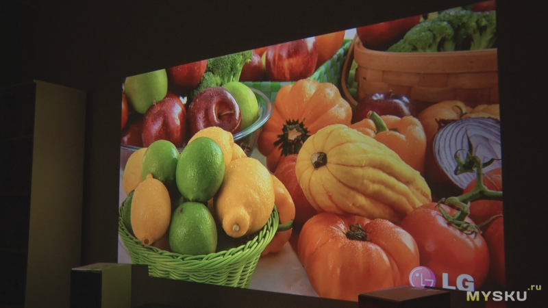 Full HD проектор Everycom YG627 - хорошая цветопередача и поддержка АС3